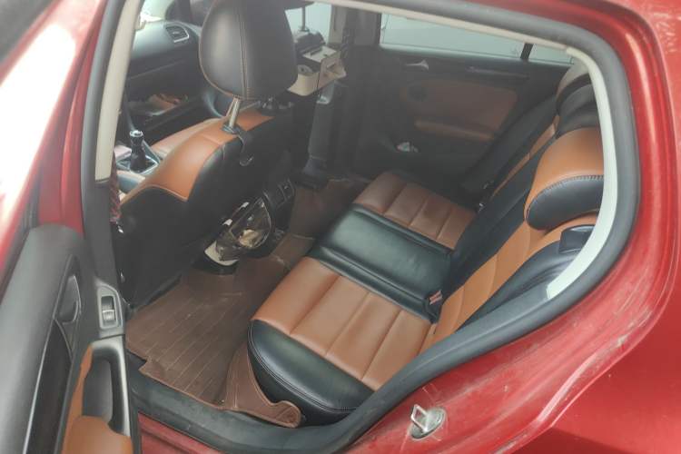 Used Volkswagen Golf 2012 1.6 Manual Comfort Edition Left Rear Seat