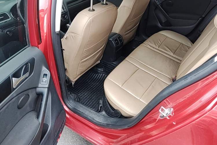 Used Volkswagen Golf 2012 1.6L Automatic Comfort Model Left Rear Seat