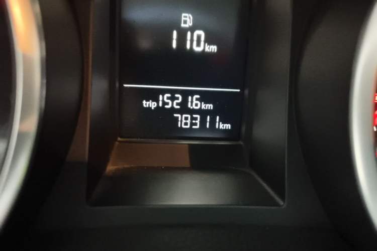 Used Volkswagen Golf 2012 1.6L Automatic Comfort Model Odometer Close Up