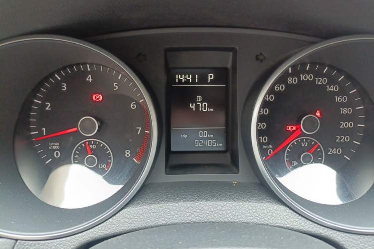 Used Volkswagen Golf 2012 1.6L Automatic Comfort Model Odometer Close Up