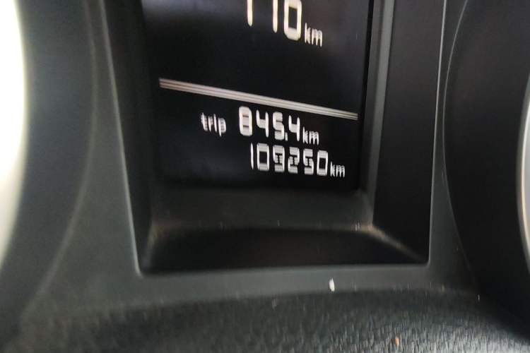 Used Volkswagen Golf 2012 1.6L Automatic Comfort Model Odometer Close Up