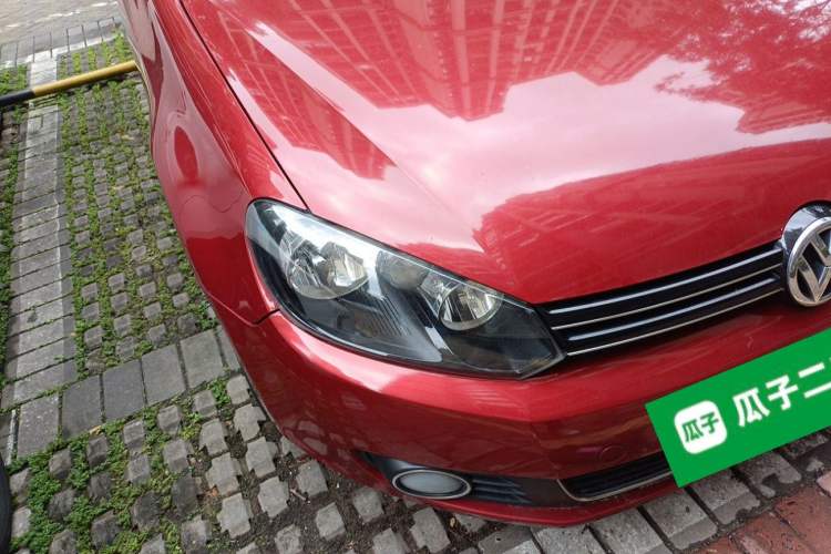 Used Volkswagen Golf 2012 1.6L Automatic Comfort Model Right Front Headlight
