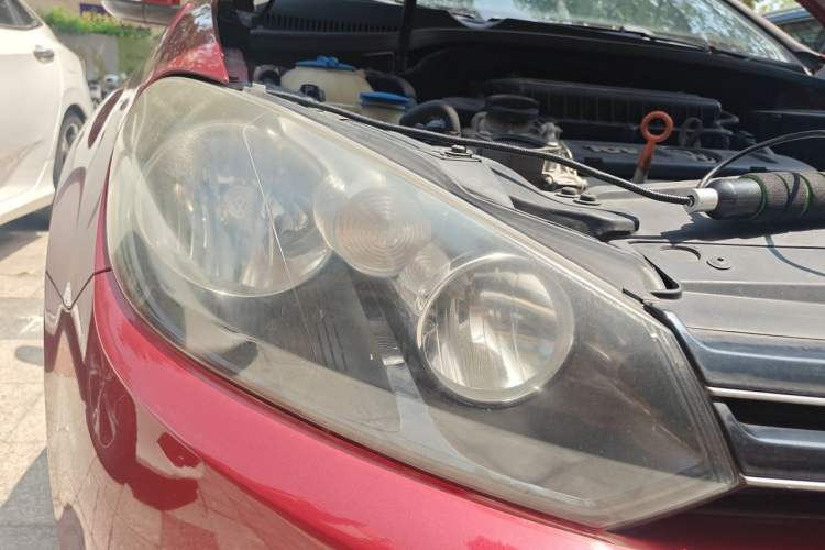 Used Volkswagen Golf 2012 1.6L Automatic Fashion Model Right Front Headlight