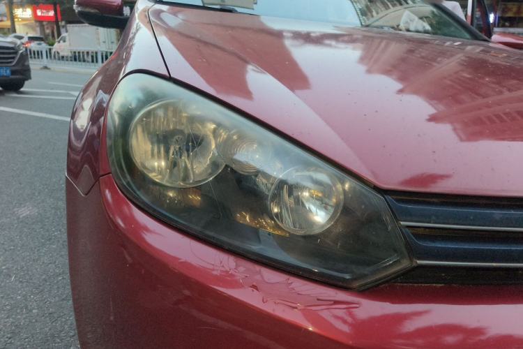 Used Volkswagen Golf 2012 1.6L Automatic Comfort Model Right Front Headlight