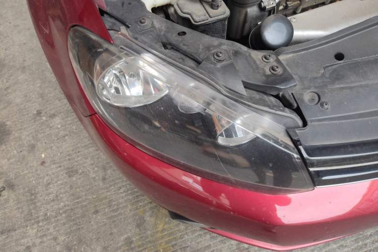 Used Volkswagen Golf 2012 1.6L Automatic Comfort Model Right Front Headlight
