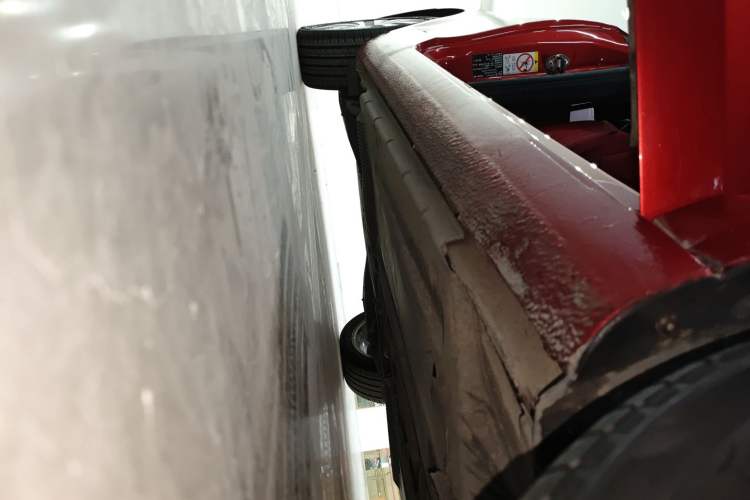 Used Volkswagen Golf 2012 1.4TSI Luxury Convertible Edition Right Side Sill