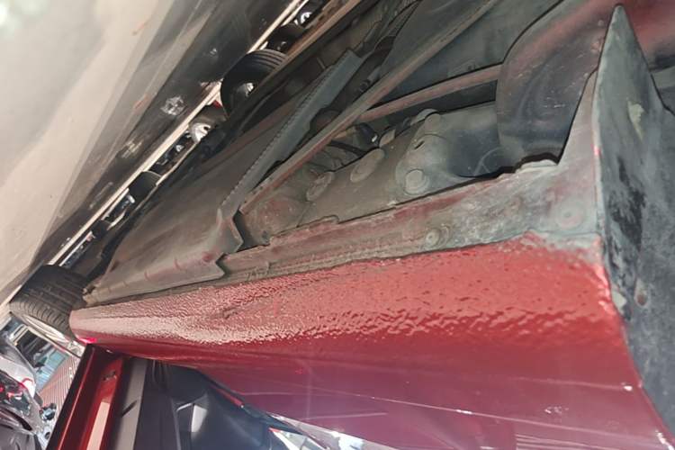 Used Volkswagen Golf 2012 1.4TSI Luxury Convertible Edition Right Side Sill