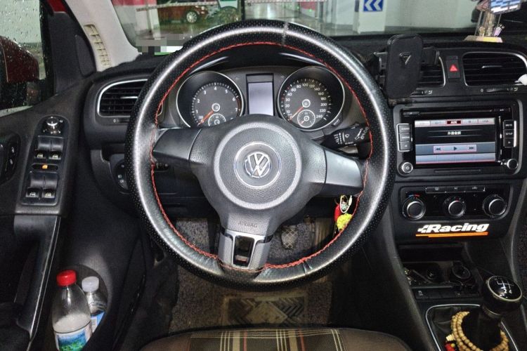 Used Volkswagen Golf 2012 1.6 Manual Comfort Edition Steering Wheel
