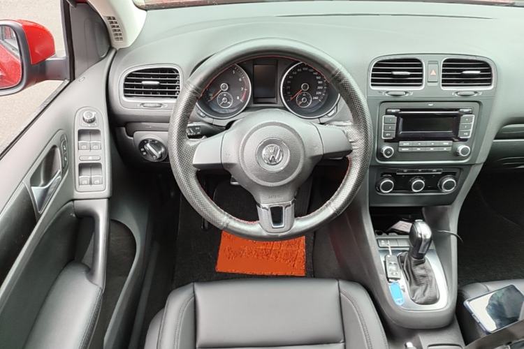 Used Volkswagen Golf 2012 1.6L Automatic Comfort Model Steering Wheel