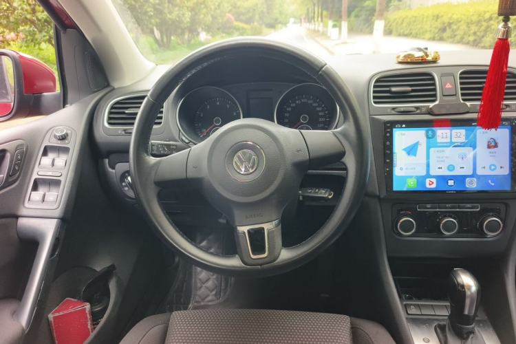 Used Volkswagen Golf 2012 1.6L Automatic Comfort Model Steering Wheel