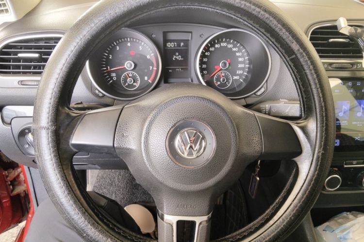 Used Volkswagen Golf 2012 1.6L Automatic Comfort Model Steering Wheel