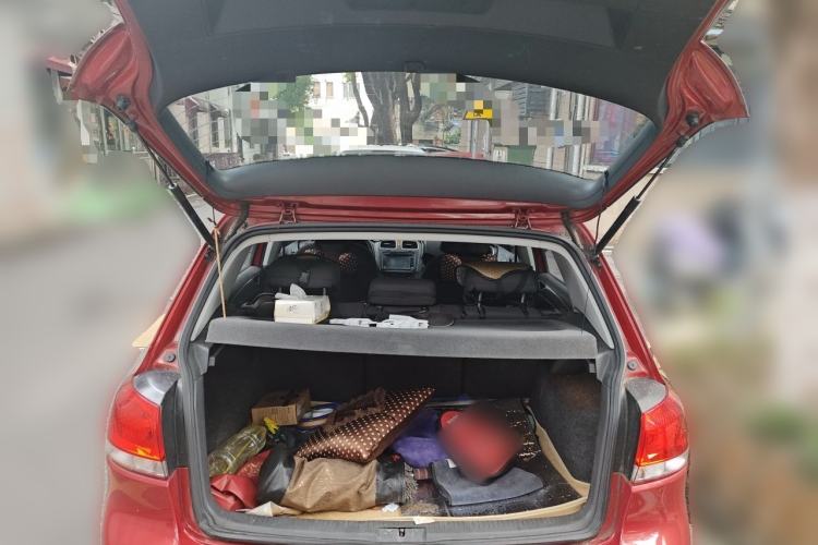 Used Volkswagen Golf 2012 1.6L Automatic Fashion Model Trunk