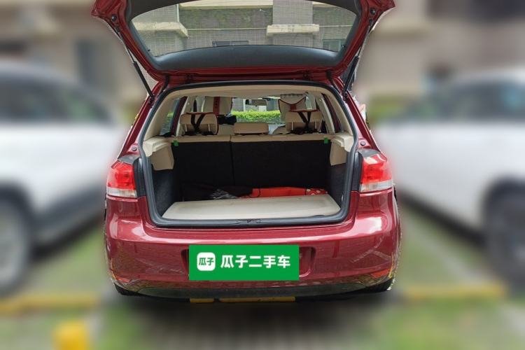 Used Volkswagen Golf 2012 1.6L Automatic Comfort Model Trunk