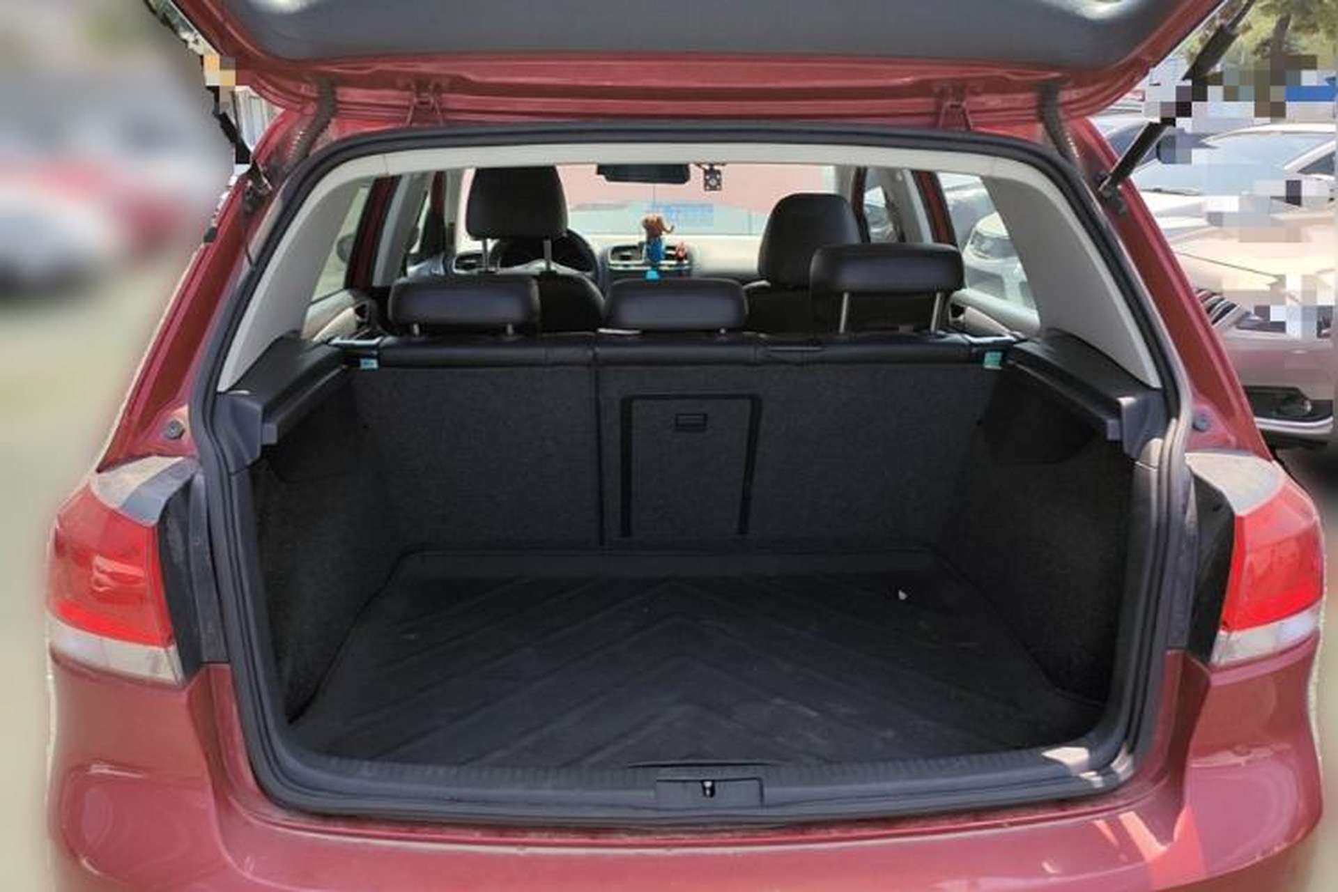 Used Volkswagen Golf 2012 1.4TSI Automatic Luxury Edition Trunk