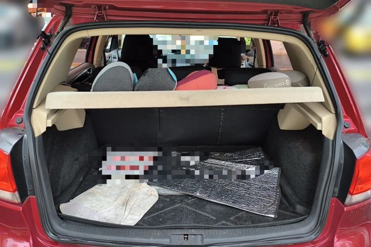 Used Volkswagen Golf 2012 1.6L Automatic Comfort Model Trunk