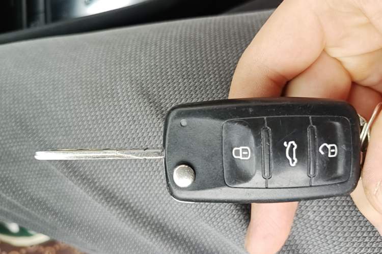 Used Volkswagen Golf 2012 1.6L Automatic Comfort Model Vehicle Key