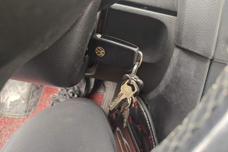 Used Volkswagen Golf 2012 1.6L Automatic Comfort Model Vehicle Key