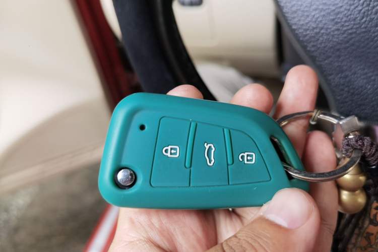 Used Volkswagen Golf 2012 1.4TSI Automatic Luxury Edition Vehicle Key