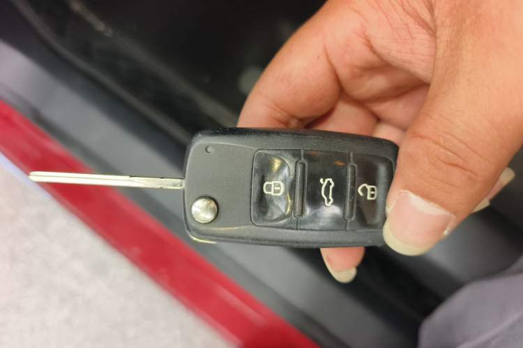 Used Volkswagen Golf 2012 1.6L Automatic Comfort Model Vehicle Key