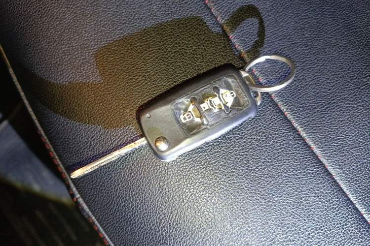 Used Volkswagen Golf 2012 1.4 TSI Automatic Comfort Edition Vehicle Key
