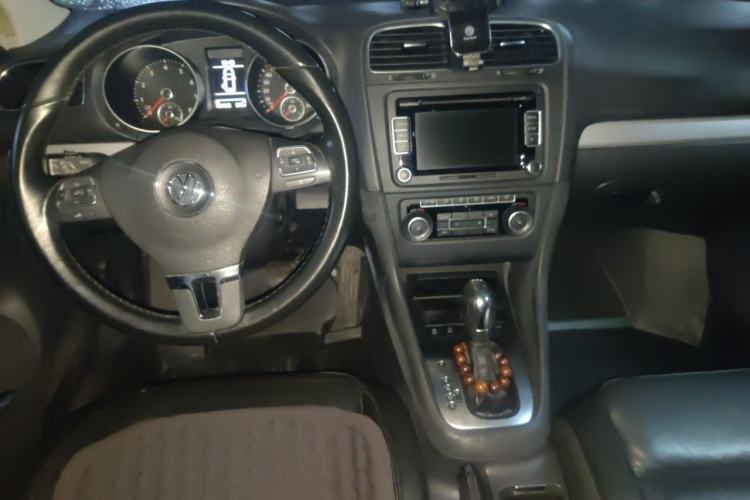 Used Volkswagen Golf 2012 1.4 TSI BlueMotion Edition Center Console