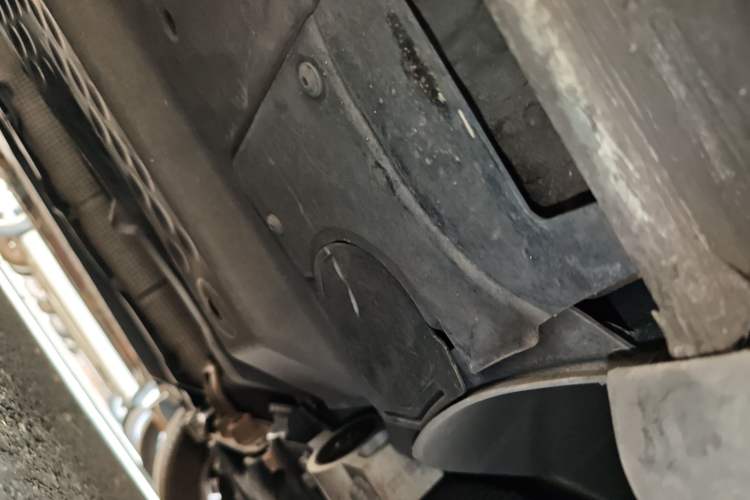 Used Volkswagen Golf 2012 1.6L Automatic Comfort Model Chassis Front Right