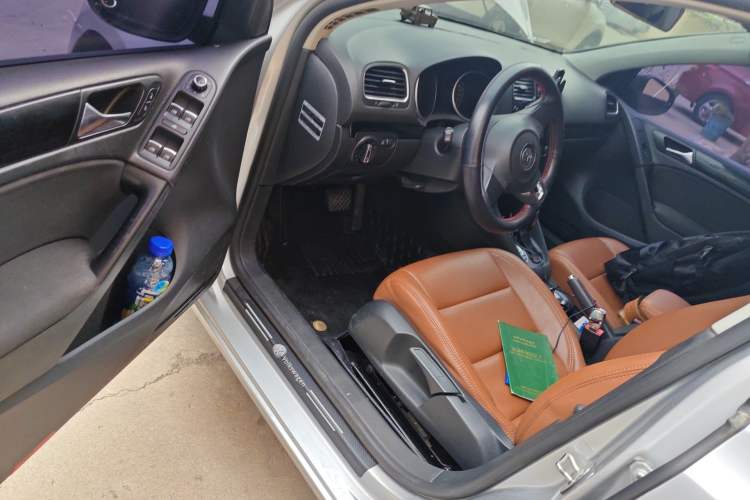 Used Volkswagen Golf 2012 1.6L Automatic Comfort Model Driver Seat