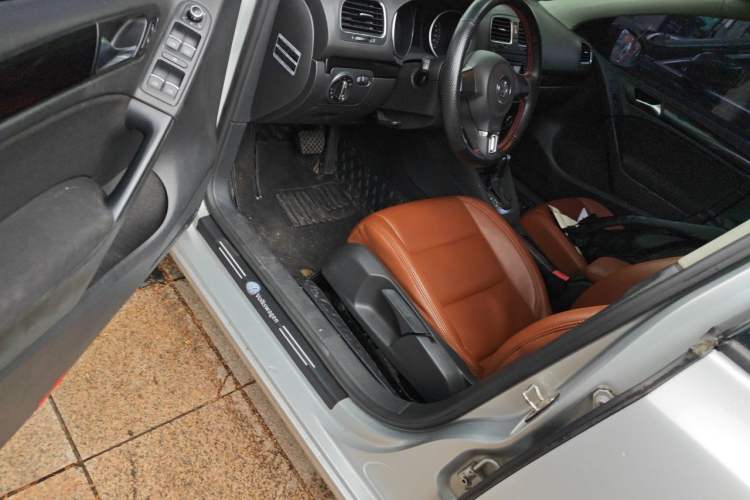 Used Volkswagen Golf 2012 1.6L Automatic Comfort Model Driver Seat