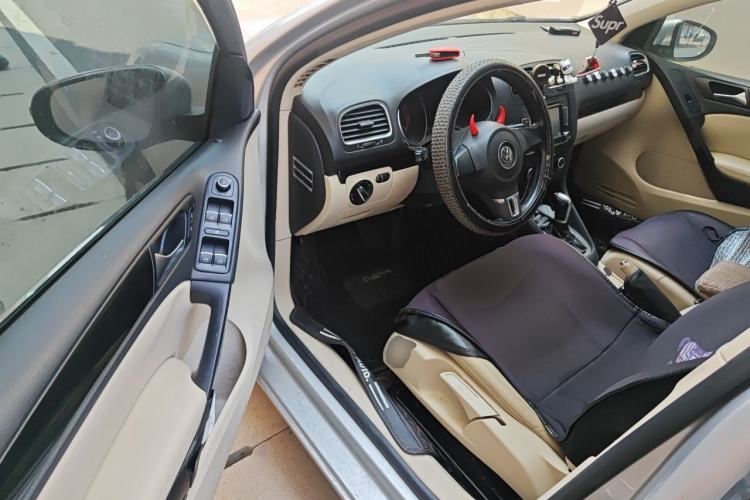 Used Volkswagen Golf 2012 1.4 TSI Automatic Comfort Edition Driver Seat