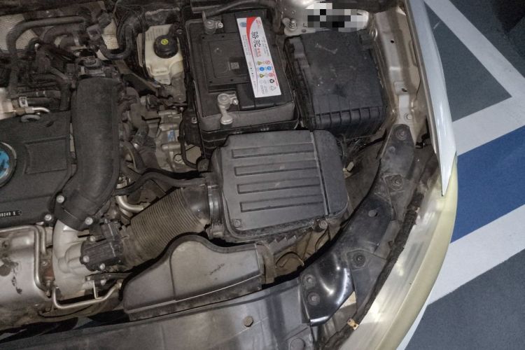 Used Volkswagen Golf 2012 1.4 TSI Automatic Comfort Edition Engine Bay Left