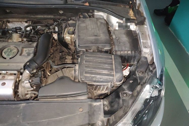 Used Volkswagen Golf 2012 1.4TSI Automatic Luxury Edition Engine Bay Left