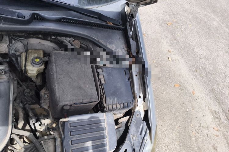 Used Volkswagen Golf 2012 1.4 TSI Manual Comfort Edition Engine Bay Left