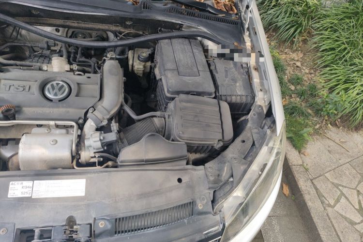 Used Volkswagen Golf 2012 1.4 TSI Automatic Comfort Edition Engine Bay Left