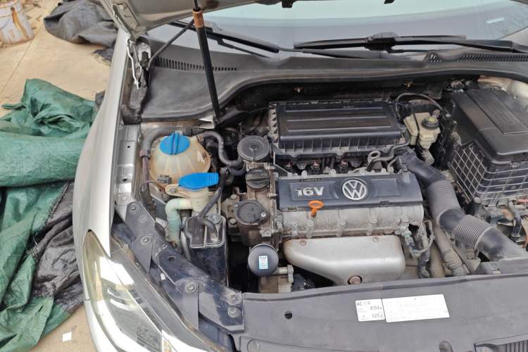 Used Volkswagen Golf 2012 1.6L Automatic Comfort Model Engine Bay Right