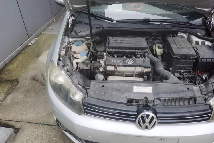 Used Volkswagen Golf 2012 1.6L Automatic Comfort Model Engine Bay Right