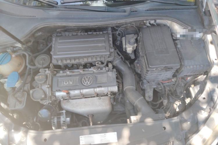 Used Volkswagen Golf 2012 1.6L Automatic Fashion Model Engine Bay