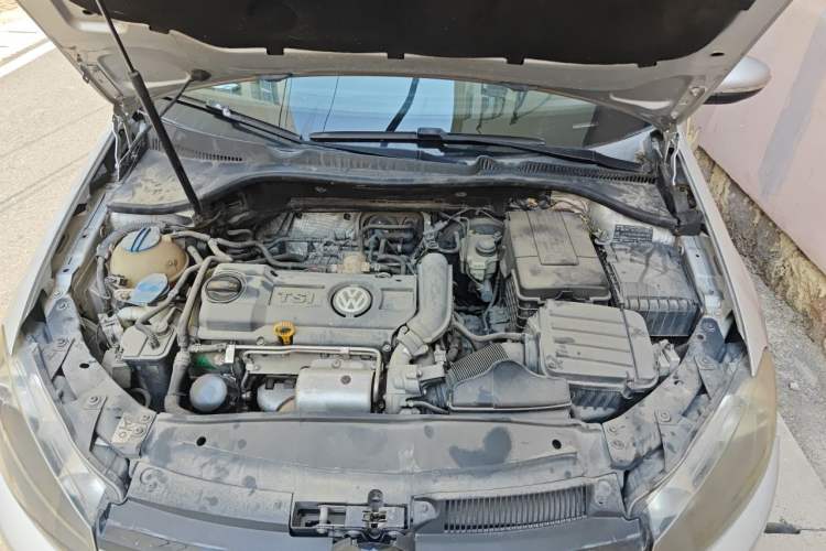Used Volkswagen Golf 2012 1.4 TSI Automatic Comfort Edition Engine Bay