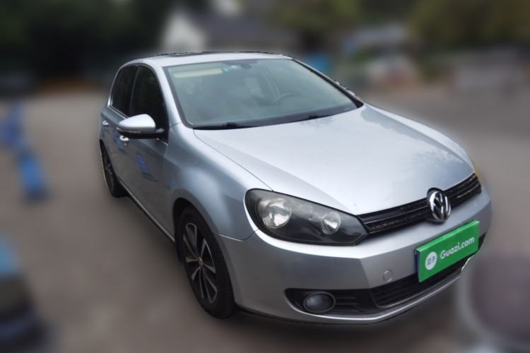 Used Volkswagen Golf 2012 1.4TSI Automatic Luxury Edition Front Right 45 Deg