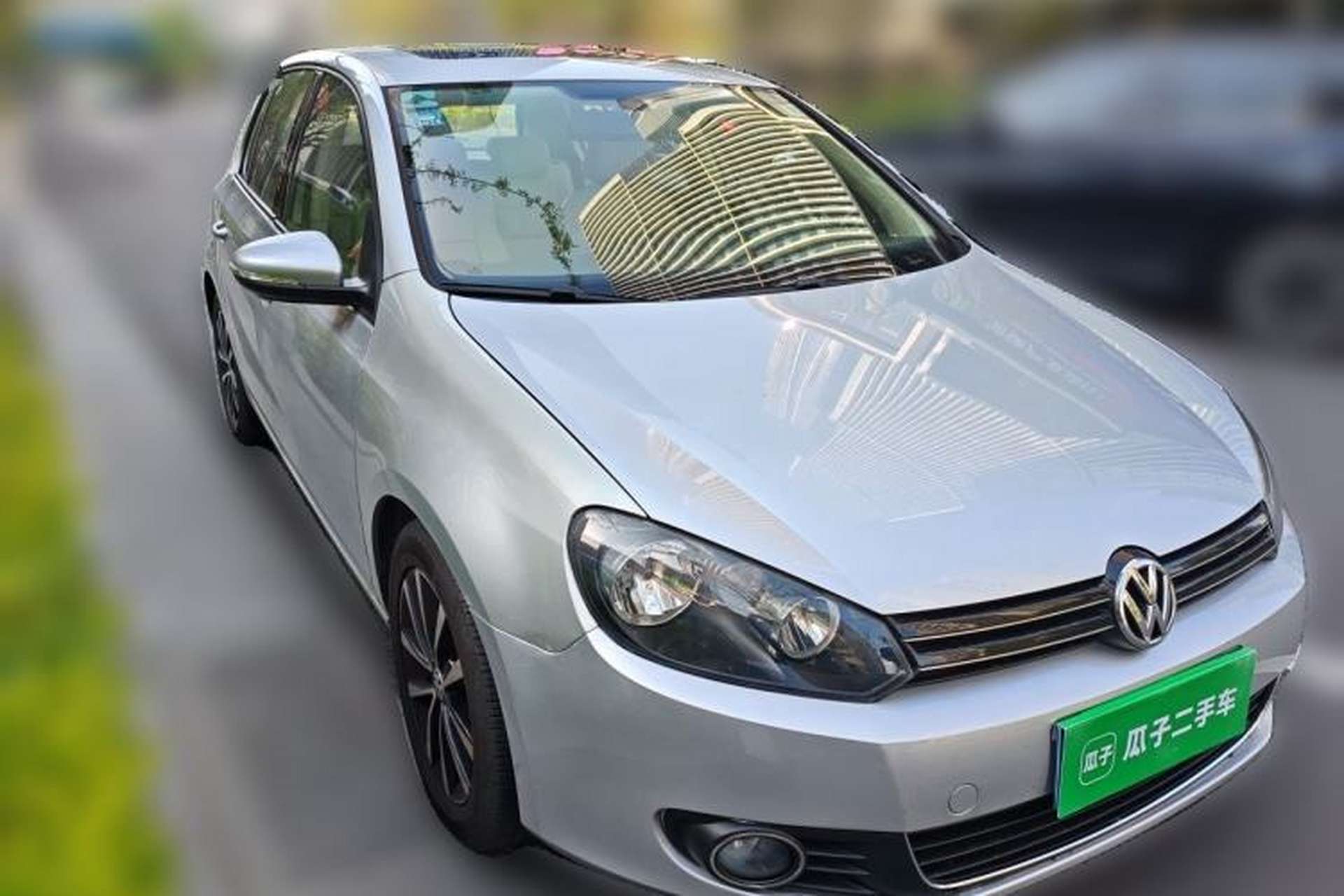 Used Volkswagen Golf 2012 1.4TSI Automatic Luxury Edition Front Right 45 Deg