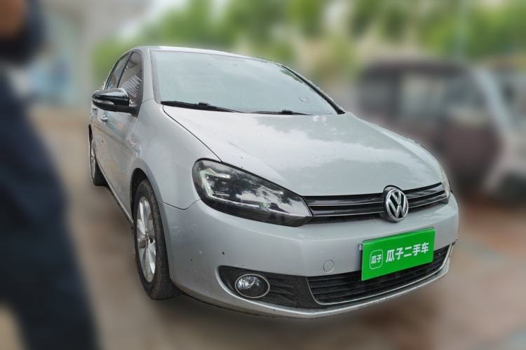 Used Volkswagen Golf 2012 1.6L Automatic Comfort Model Front Right 45 Deg