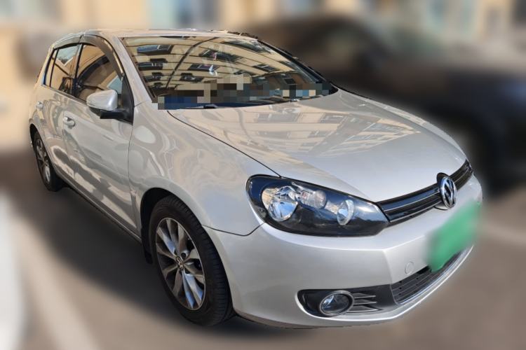 Used Volkswagen Golf 2012 1.6L Automatic Comfort Model Front Right 45 Deg