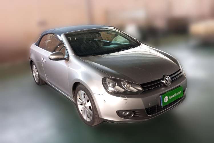 Used Volkswagen Golf 2012 1.4TSI Luxury Convertible Edition Front Right 45 Deg
