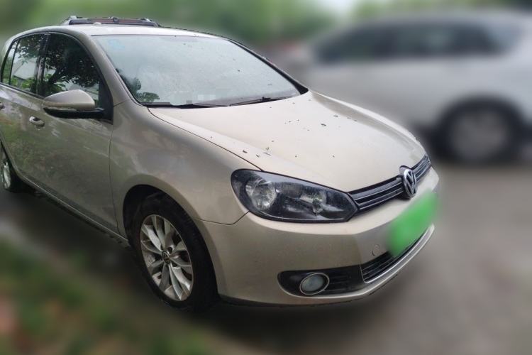 Used Volkswagen Golf 2012 1.6 Manual Comfort Edition Front Right 45 Deg