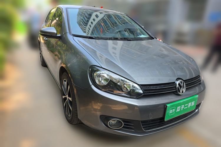 Used Volkswagen Golf 2012 1.4TSI Automatic Luxury Edition Front Right 45 Deg