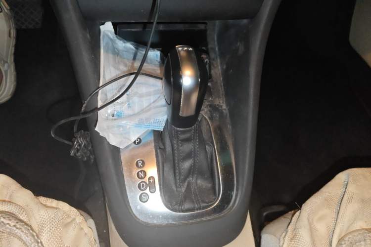 Used Volkswagen Golf 2012 1.4 TSI Automatic Comfort Edition Gear Lever