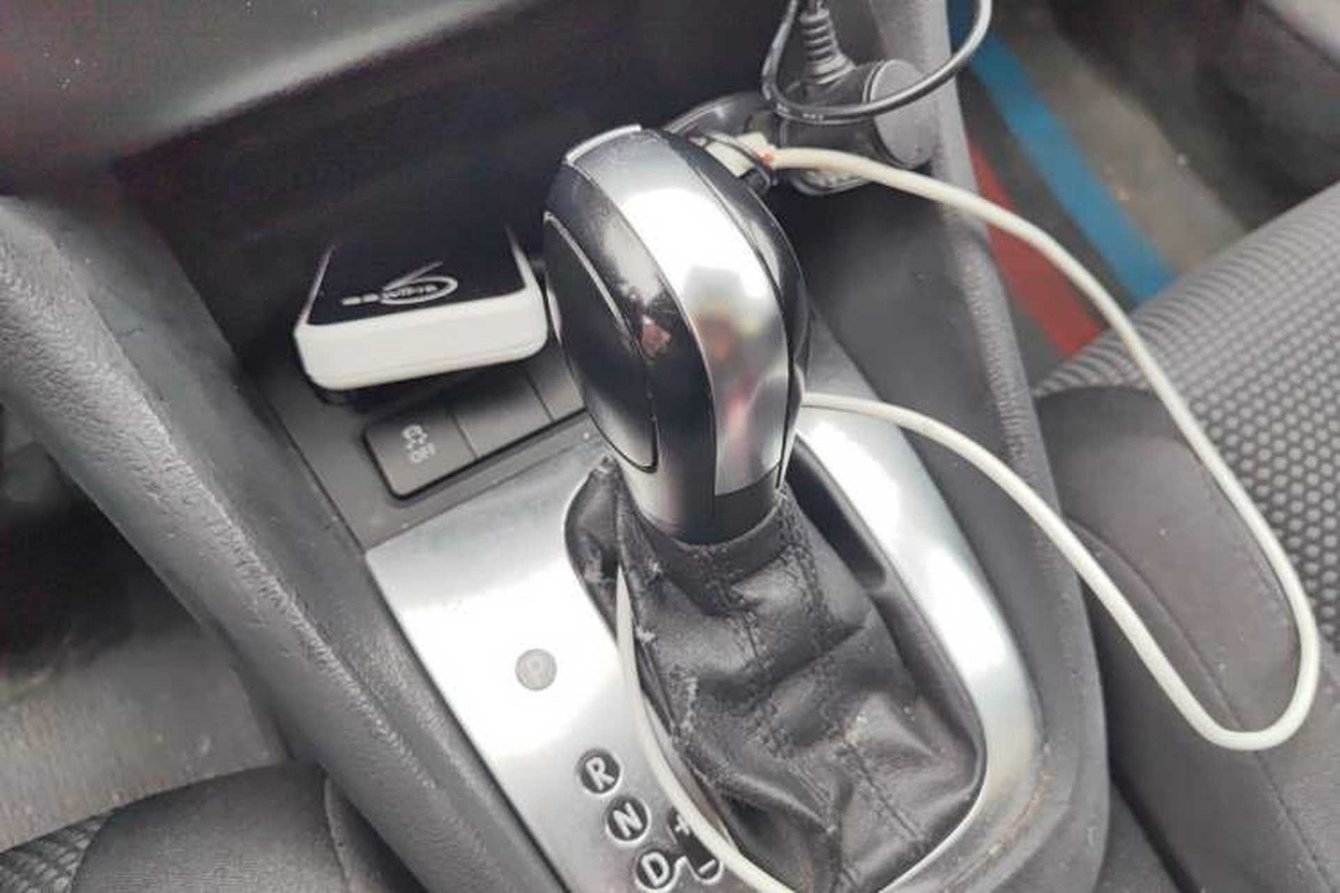 Used Volkswagen Golf 2012 1.6L Automatic Comfort Model Gear Lever