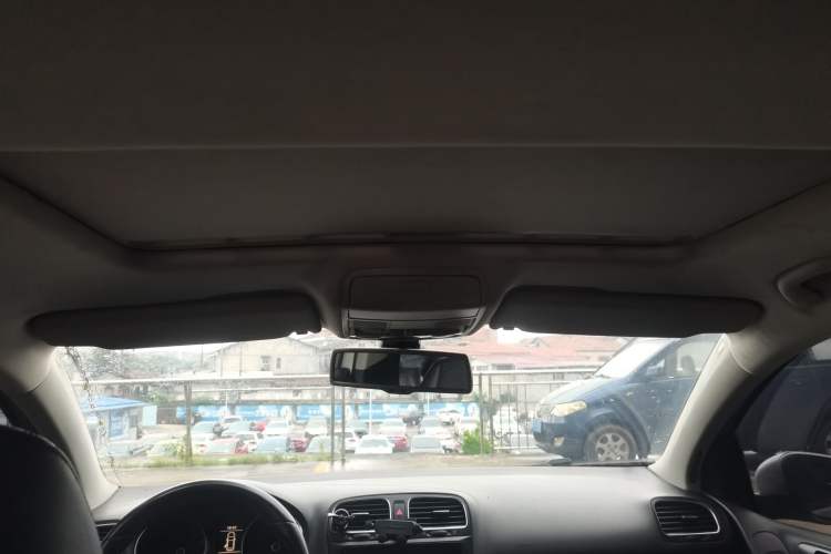 Used Volkswagen Golf 2012 1.4TSI Automatic Luxury Edition Headliner