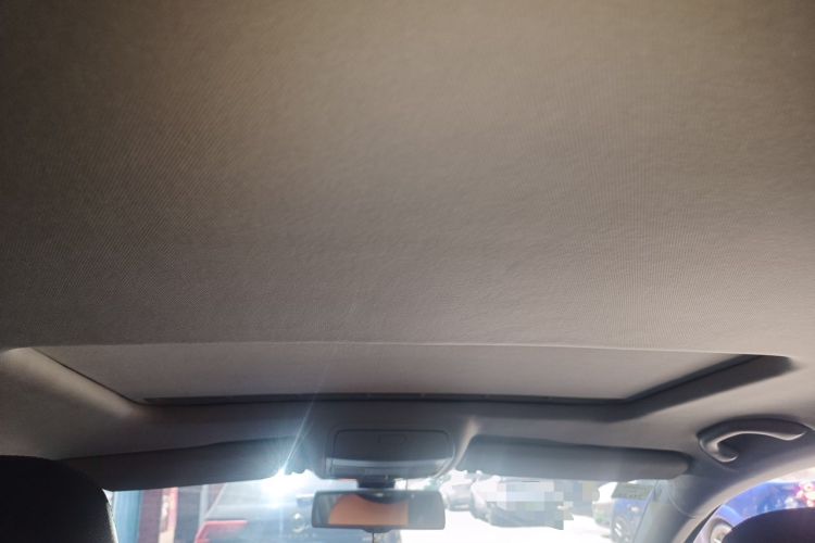 Used Volkswagen Golf 2012 1.4TSI Automatic Luxury Edition Headliner
