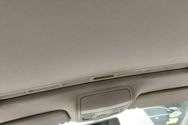 Used Volkswagen Golf 2012 1.4 TSI Manual Comfort Edition Headliner