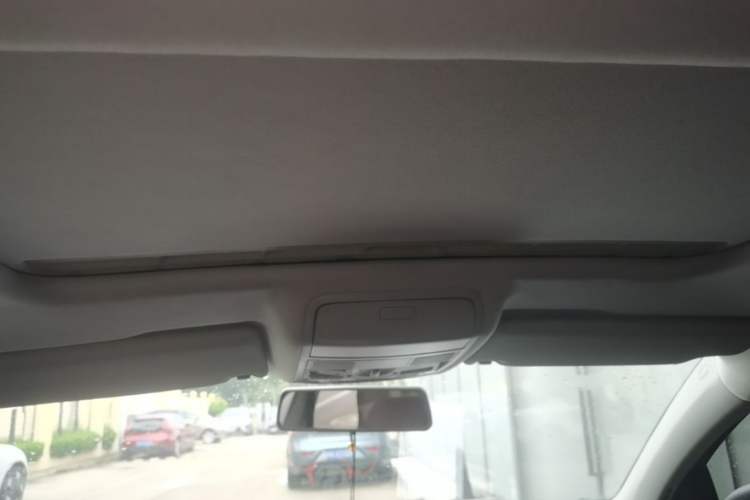 Used Volkswagen Golf 2012 1.6L Automatic Comfort Model Headliner